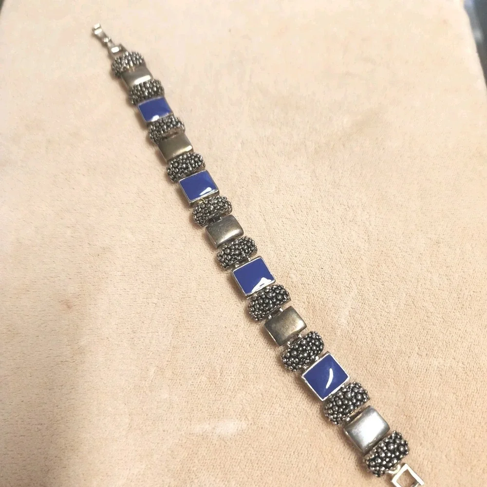Lapis Blue & Silver Colored Link Bracelet 7.5 